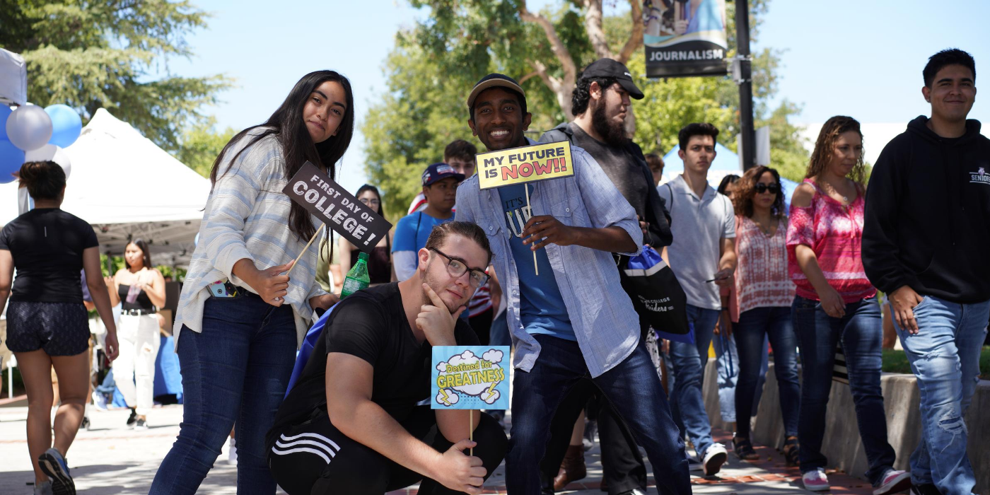 Students pose for a picture at the annual New Student Welcome.