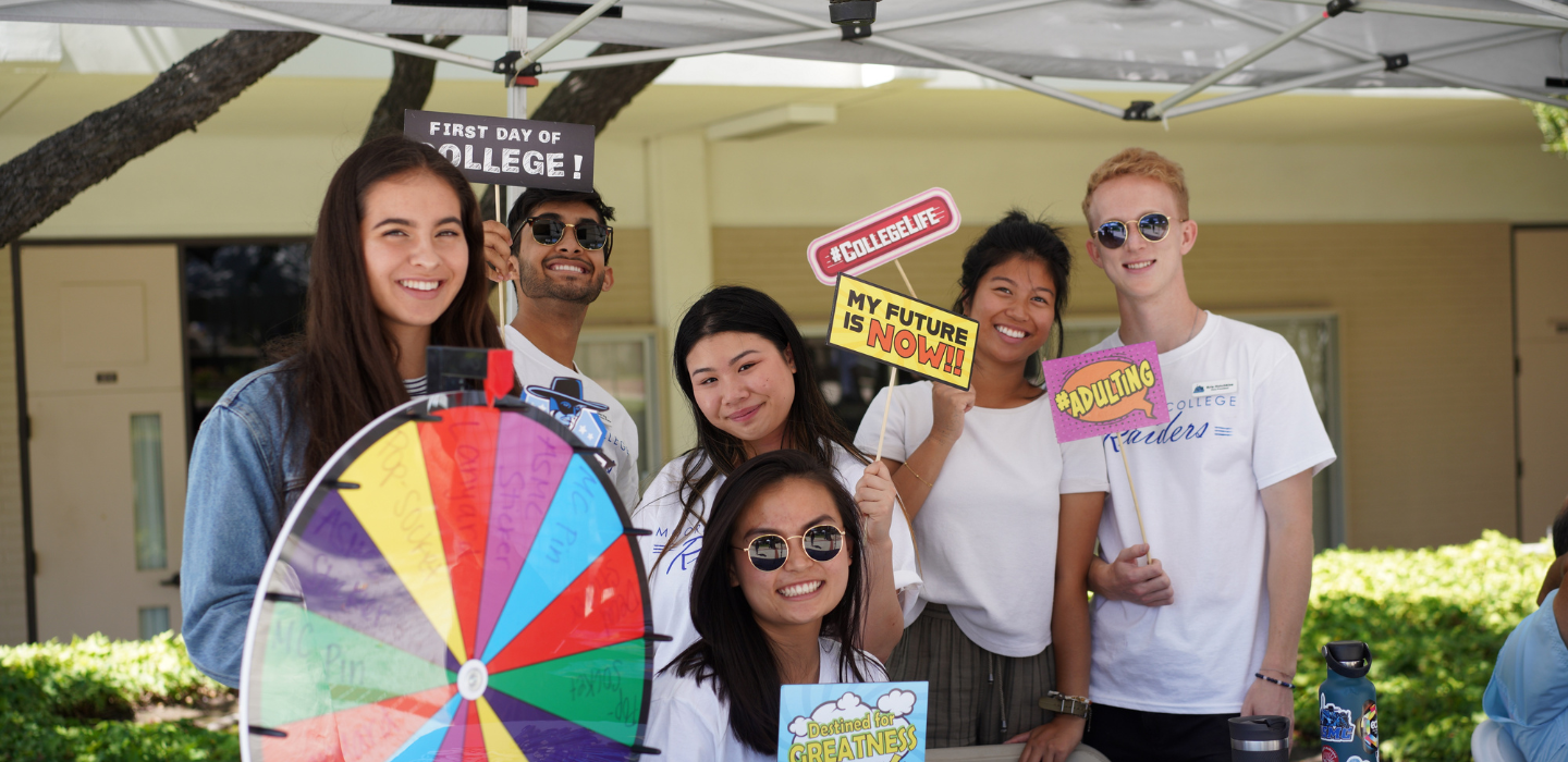 Students table at an engagement event