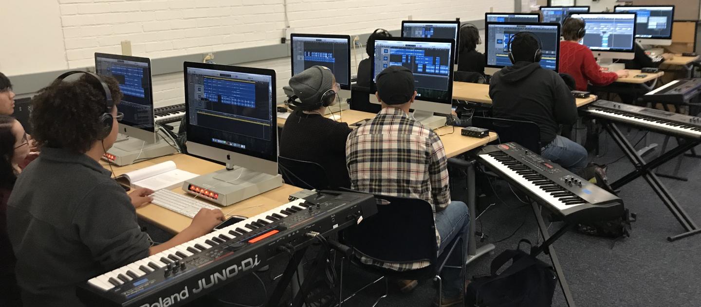 HSS-104 computer music lab