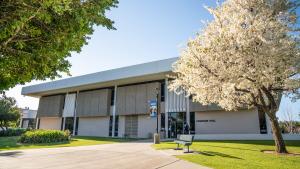 Fountain hall building at Moorpark College